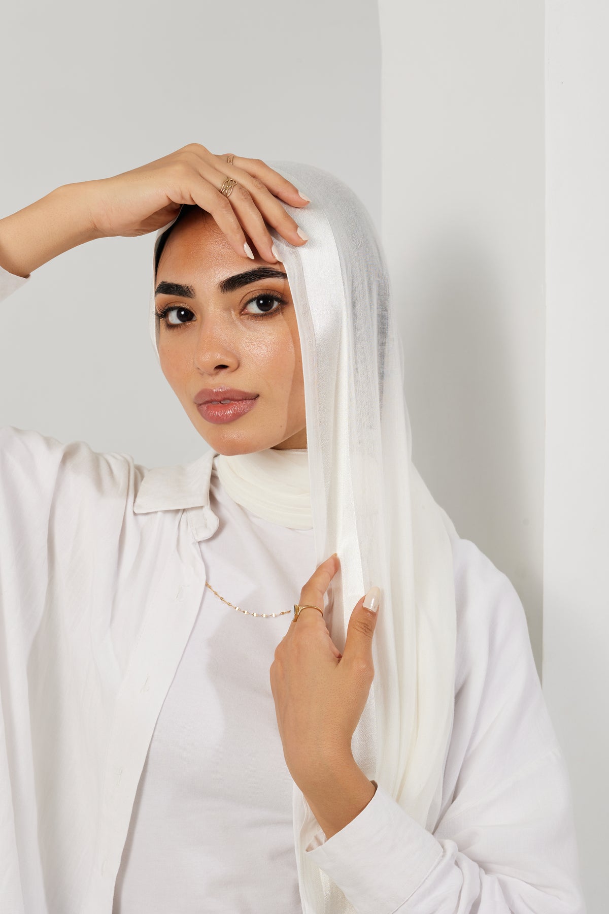 White shash Satin