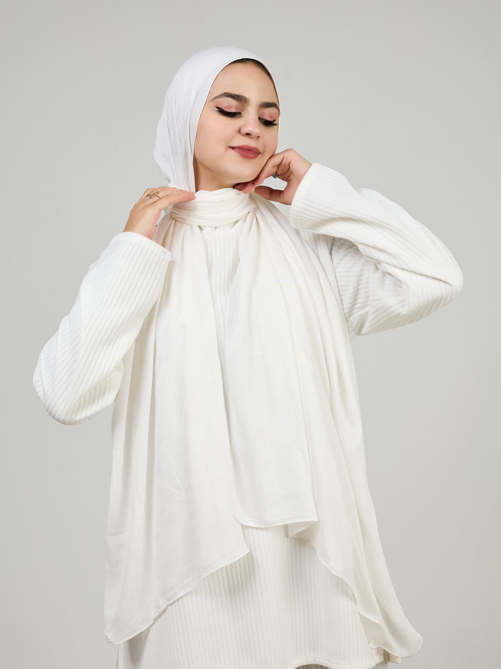 Luxury White Modal