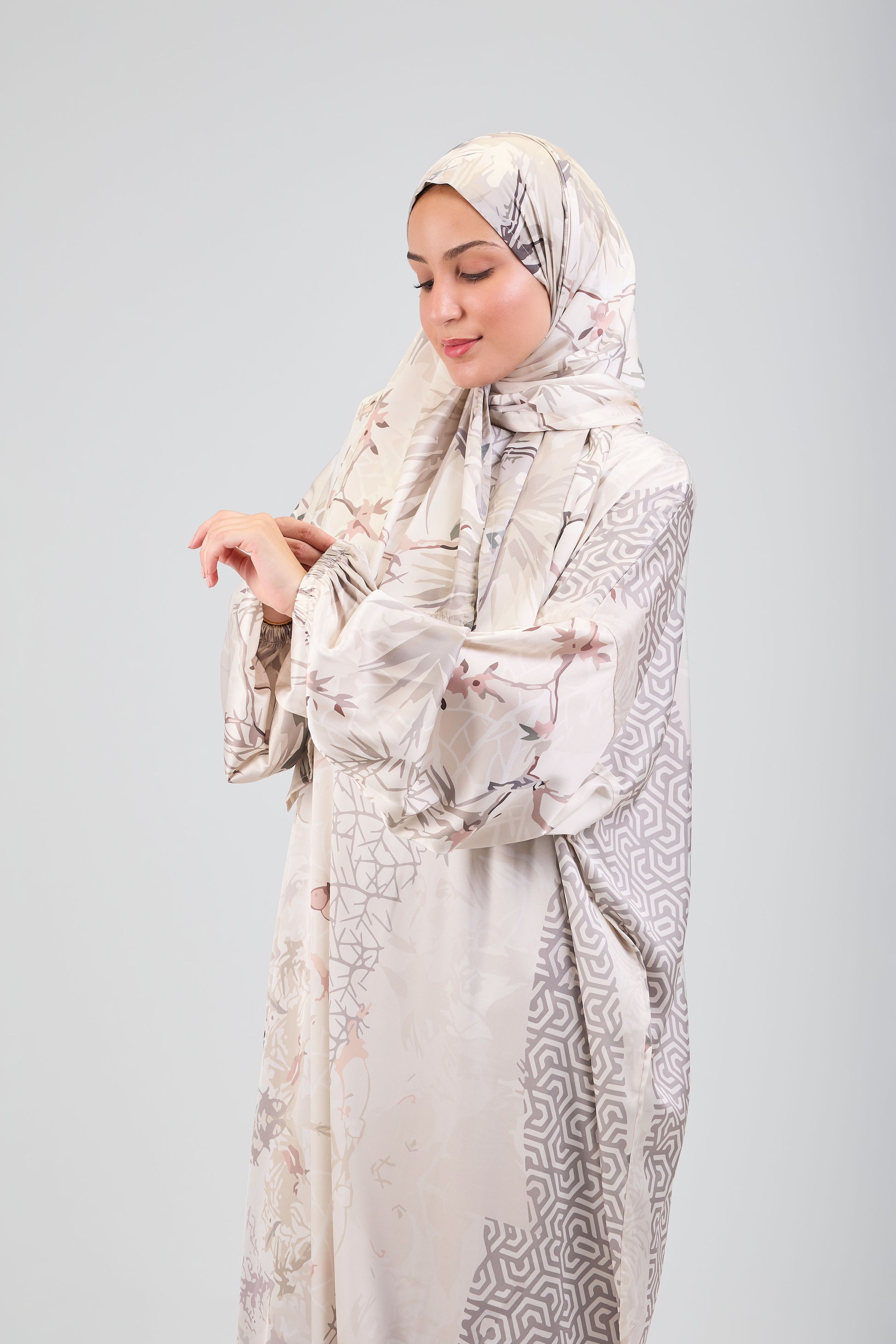 Bariq printed satin