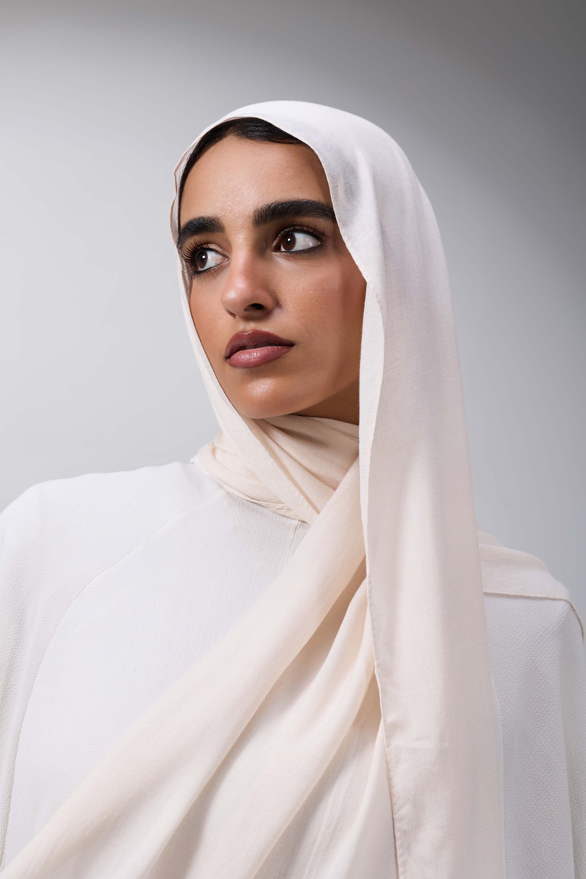 Warm White Elegance