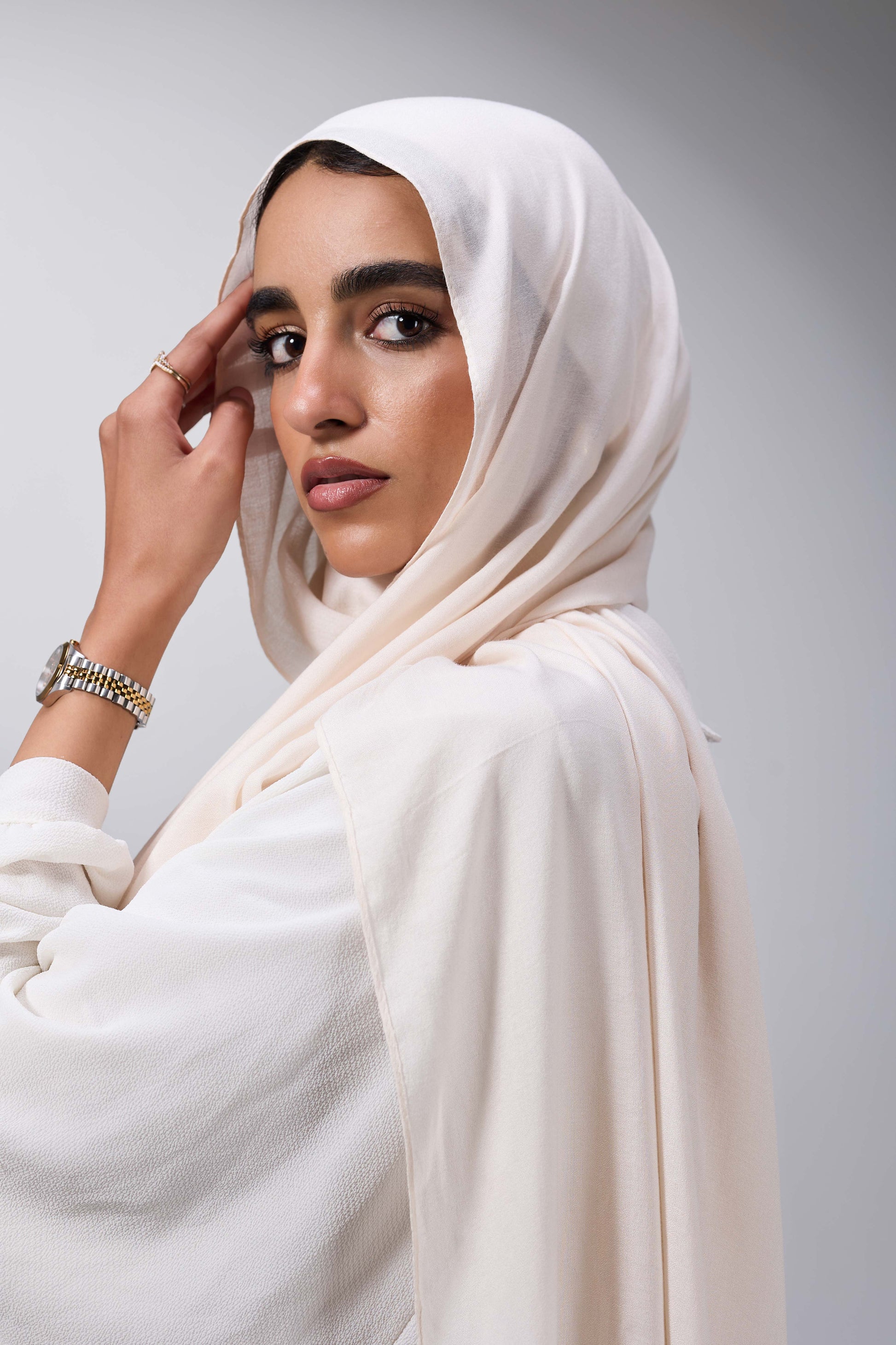 Warm White Elegance