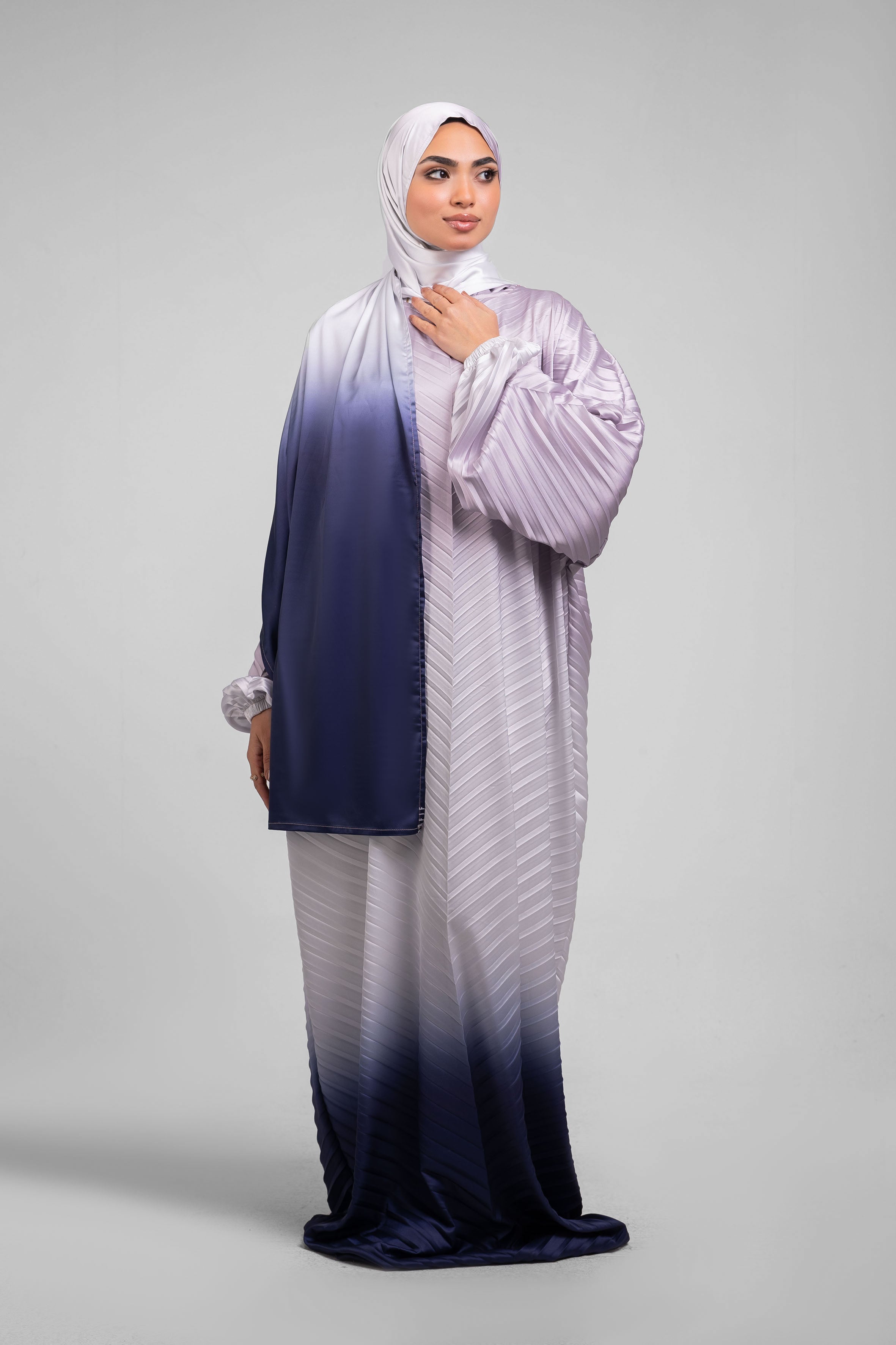 Light Rose to Navy Pleated Satin