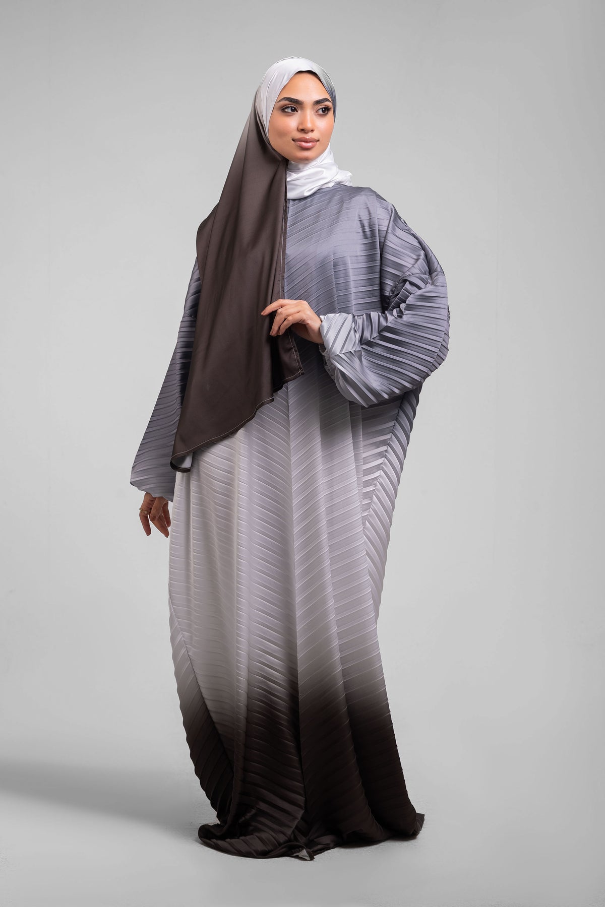Grey to olive Pleated Satin