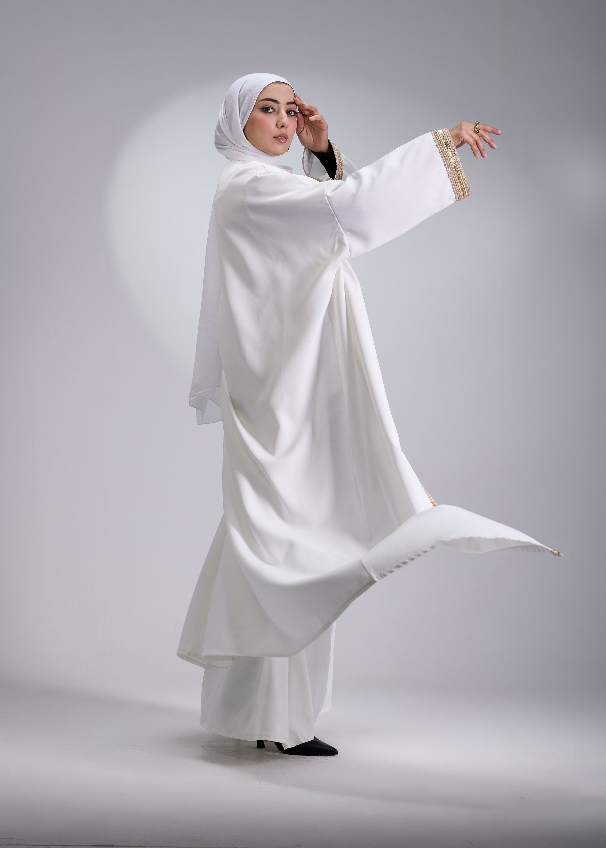 White Qaftan