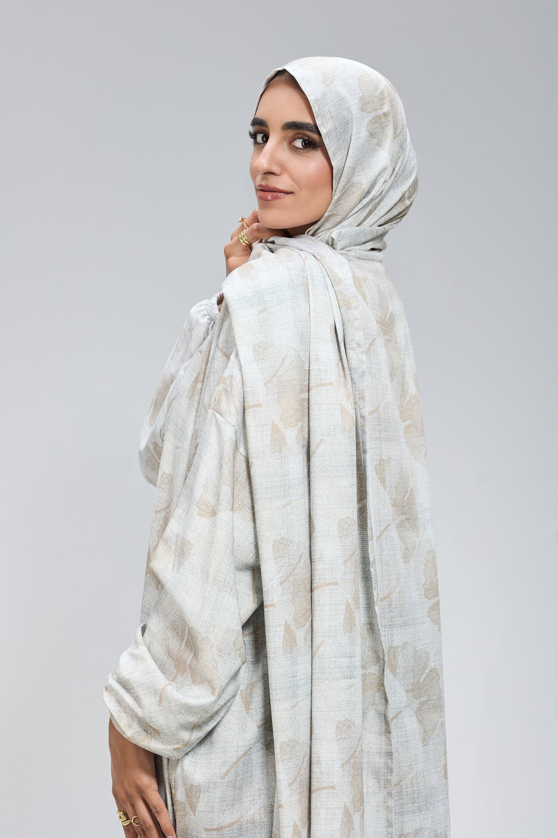 Yusr soft twill