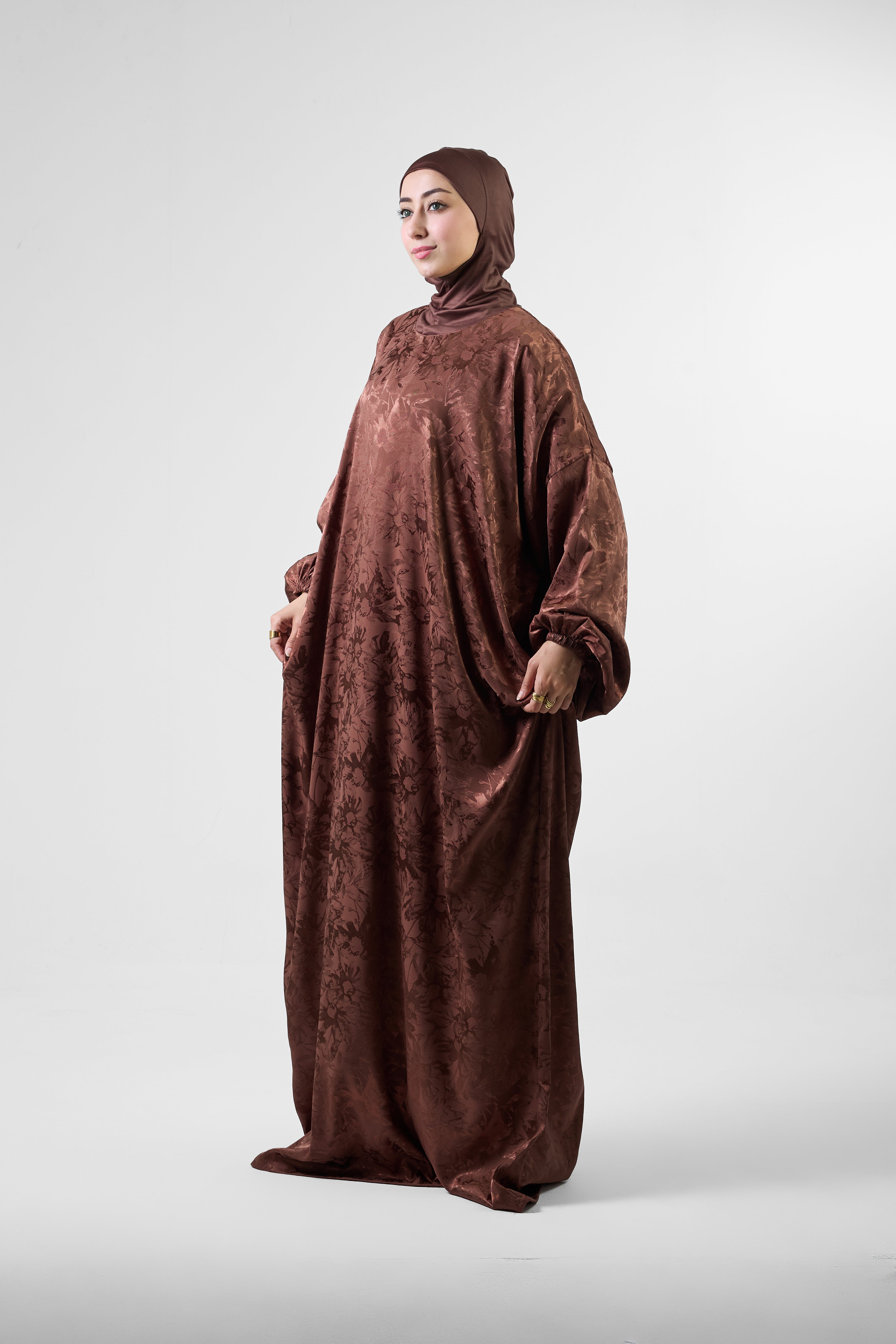 Choco Satin Ivora